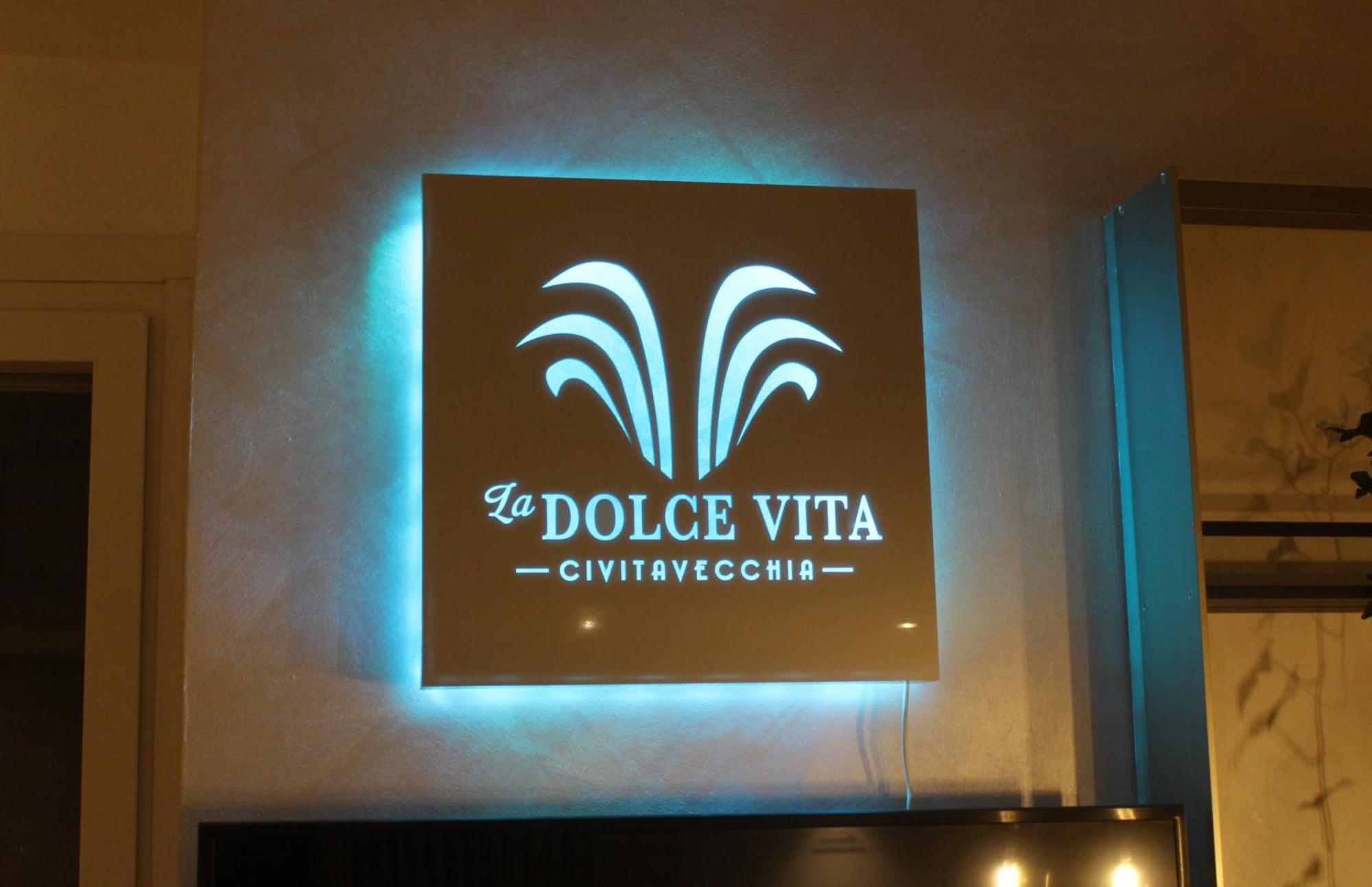 La Dolce Vita Чивитавеккья Экстерьер фото